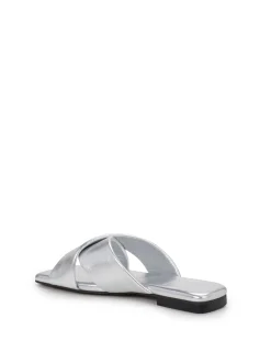 Alannie Sandal