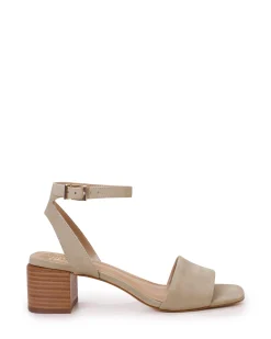 Carliss Sandal