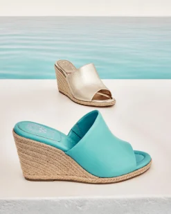 Fayla Wedge Sandal