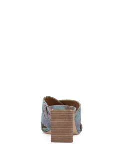 Hemila Mule
