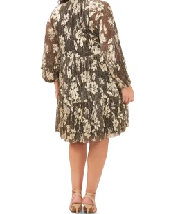 Plus-Size Metallic Floral Print Pleated Dress