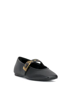Vinica Mary Jane Flat