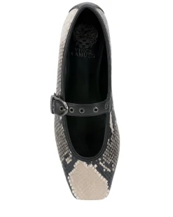 Vinica Mary Jane Flat
